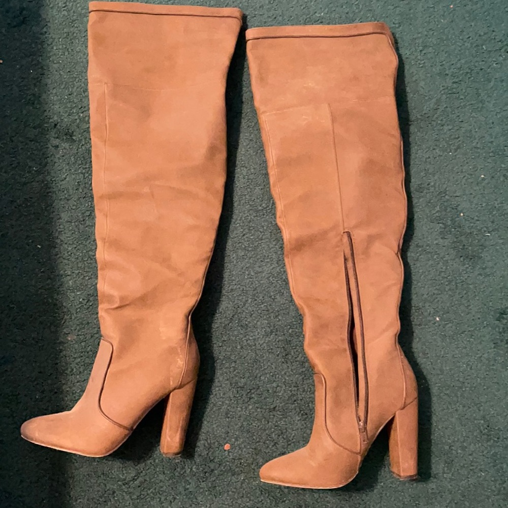 Size 8 knew high brown heels